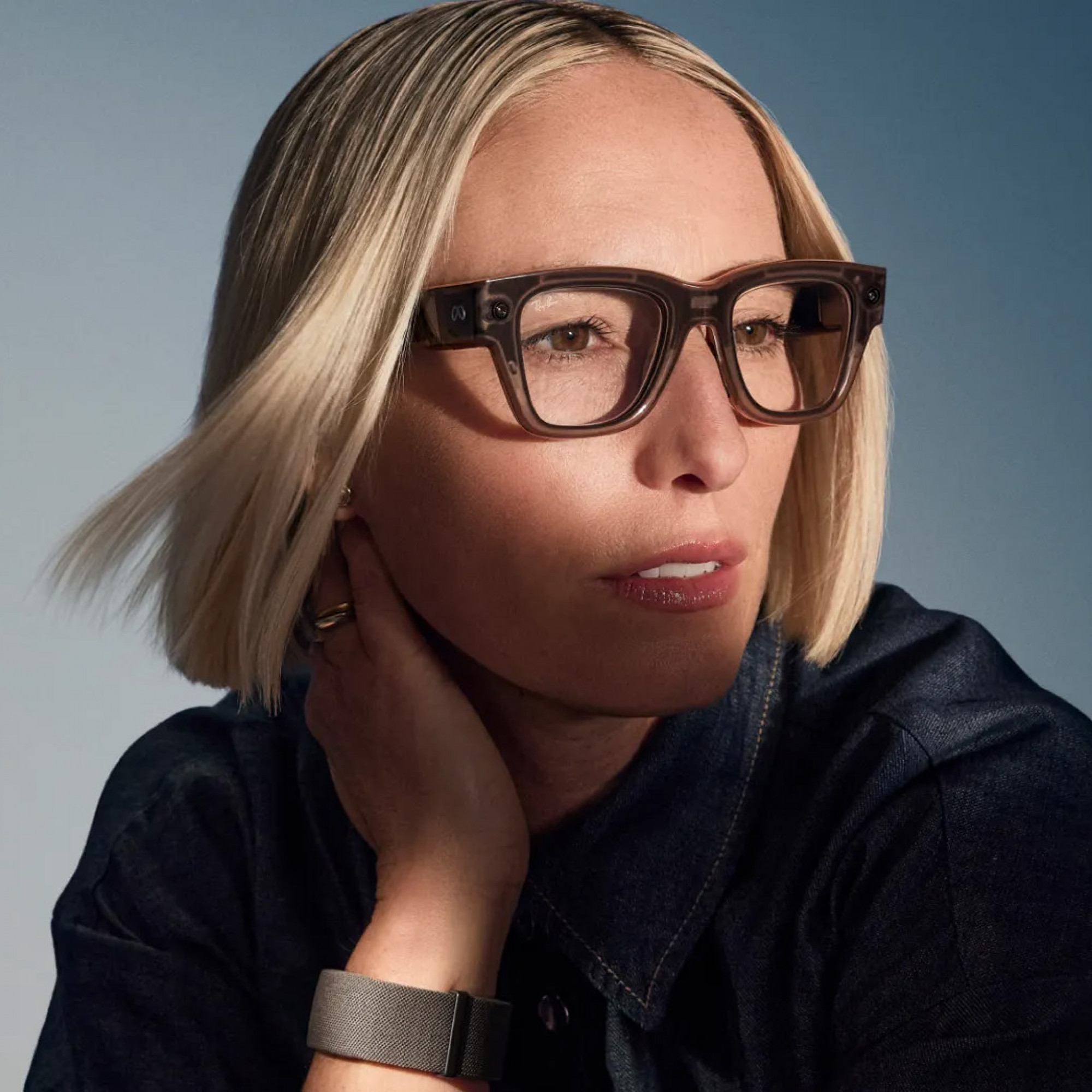 Смарт-очки Meta Ray-Ban Display Frame color: Sand, Lens color: Clear to Grey Transitions